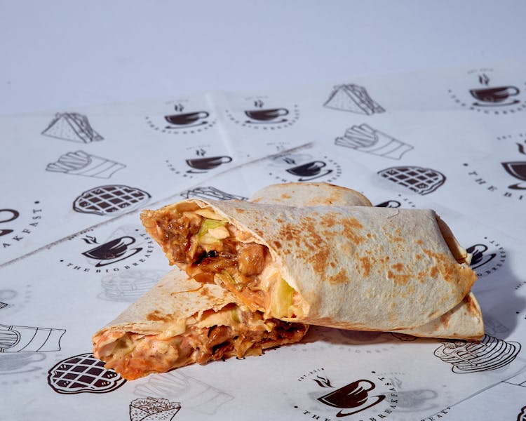 Grilled vegetable wrap with tahini
